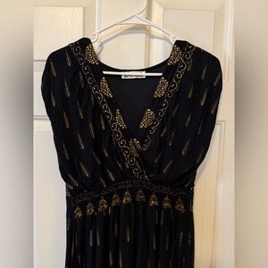 Elegant Black and Gold Women's Maxi Dress